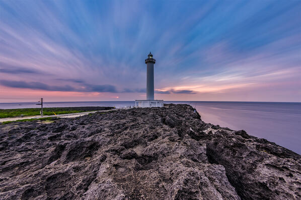 殘波岬斷崖日落超浪漫