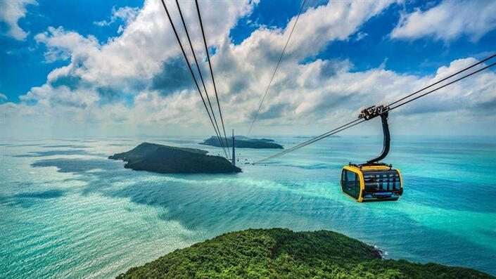 世界最長跨海纜車!25 分鐘看遍海景