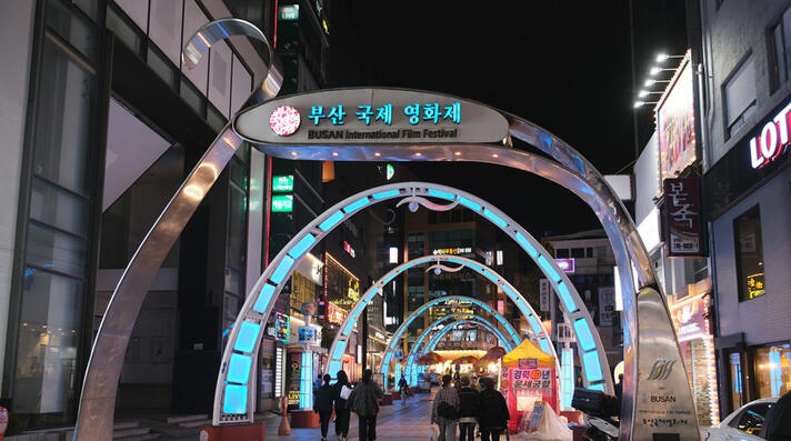 南浦洞逛到腿軟！海苔、乾貨、衣服通通掃，伴手禮一次買齊